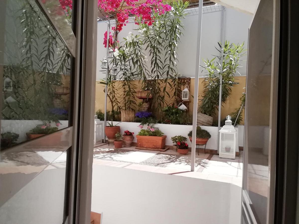 Amazing Semi-Basement Art Apartment Easy Walk To Nafplio Centre Luaran gambar